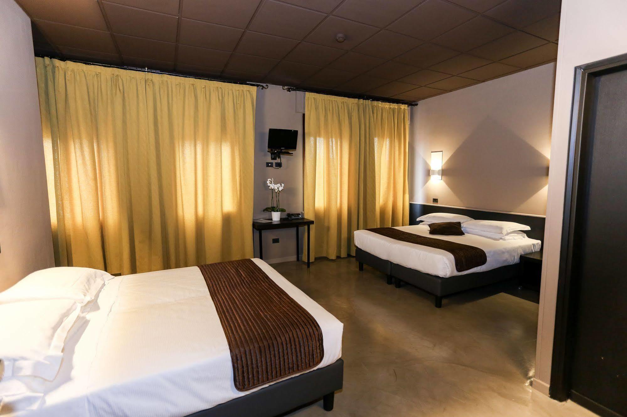 Hotel Mignon Padua Exteriör bild
